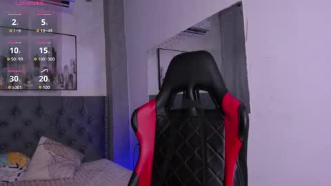 Niky online show from November 28, 2025, 4:37 am