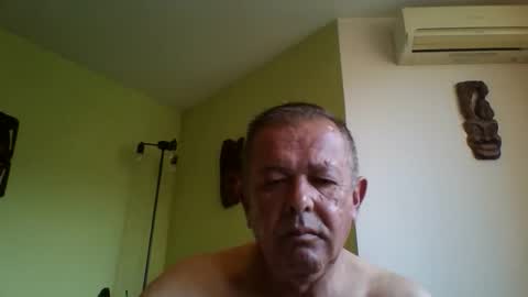 Snapshot of nikyo419 chatting on April 27, 2026, 5:05 am nikyo419 online show from April 27, 2026, 5:05 am