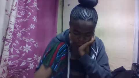 nilah online show from November 5, 2025, 3:17 am