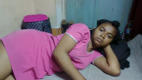 nilah online show from April 12, 2026, 3:11 am