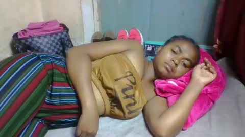 nilah online show from April 21, 2026, 3:57 am