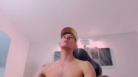 Nils online show from March 11, 2025, 8:09 am