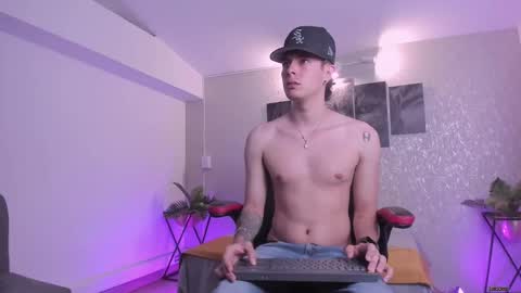 Nils online show from October 6, 2025, 4:21 am