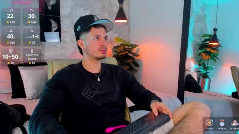 Nils online show from December 1, 2025, 2:05 am