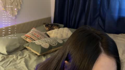 Snapshot of nimfaheart chatting on December 20, 2024, 10:27 am Jennet online show from December 20, 2024, 10:27 am