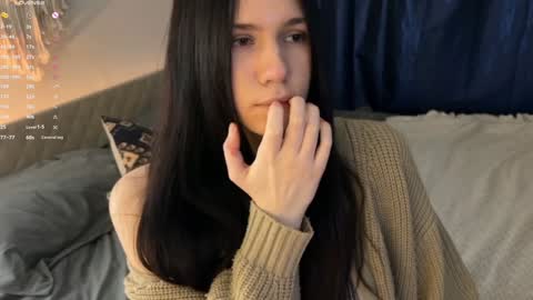 Snapshot of nimfaheart chatting on January 7, 2025, 1:57 pm Jennet online show from January 7, 2025, 1:57 pm