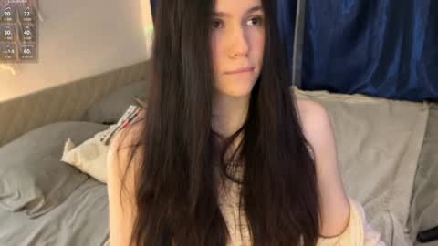 Snapshot of nimfaheart chatting on February 5, 2025, 5:31 pm Jennet online show from February 5, 2025, 5:31 pm