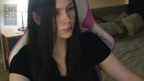 Snapshot of nimfaheart chatting on February 20, 2025, 4:46 pm Jennet online show from February 20, 2025, 4:46 pm