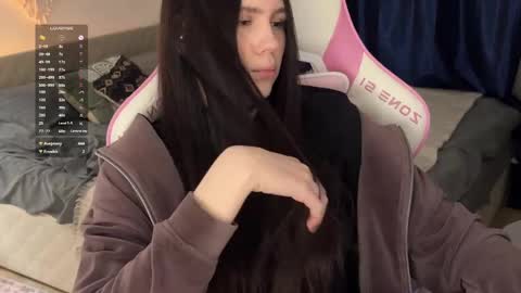 Snapshot of nimfaheart chatting on March 8, 2025, 9:40 pm Jennet online show from March 8, 2025, 9:40 pm