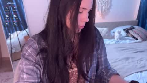 Snapshot of nimfaheart chatting on October 5, 2025, 12:14 pm Jennet online show from October 5, 2025, 12:14 pm