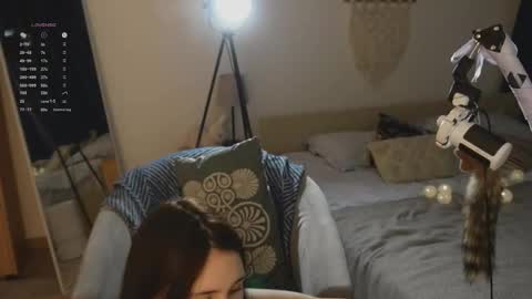 Snapshot of nimfaheart chatting on February 3, 2026, 6:46 pm Jennet online show from February 3, 2026, 6:46 pm