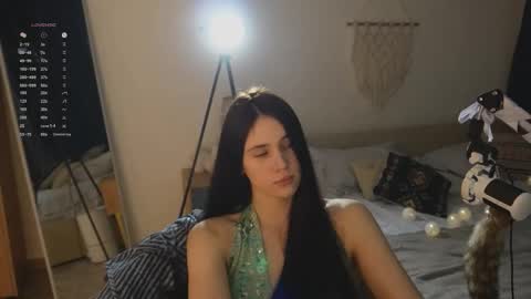 Snapshot of nimfaheart chatting on February 5, 2026, 8:24 pm Jennet online show from February 5, 2026, 8:24 pm