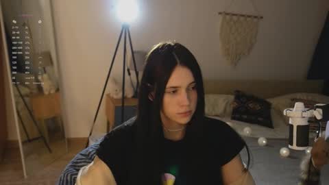 Snapshot of nimfaheart chatting on February 16, 2026, 6:48 pm Jennet online show from February 16, 2026, 6:48 pm