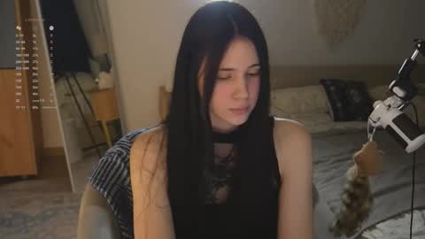 Snapshot of nimfaheart chatting on March 12, 2026, 6:58 pm Jennet online show from March 12, 2026, 6:58 pm