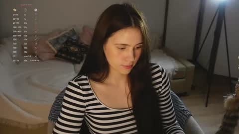 Snapshot of nimfaheart chatting on June 25, 2026, 7:07 pm Jennet online show from June 25, 2026, 7:07 pm