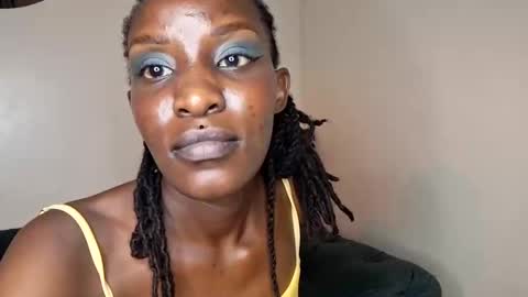 nina_bambi online show from September 14, 2025, 8:19 pm