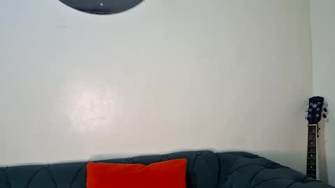 nina_bambi online show from November 30, 2025, 5:17 pm