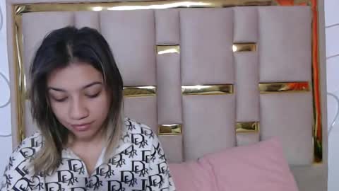 Nina Carther online show from October 10, 2025, 11:09 am