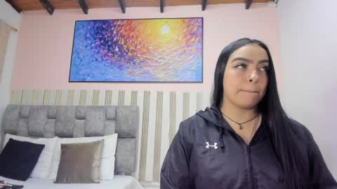 nina_glow_ online show from April 20, 2026, 11:13 am