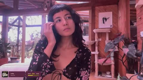 Nina.  online show from September 25, 2025, 7:28 pm