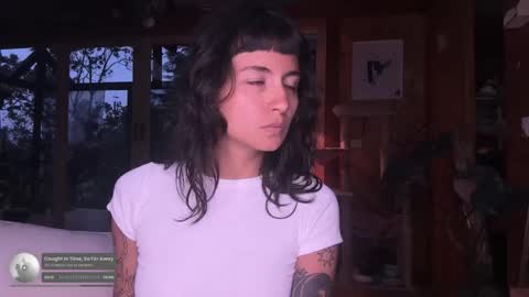 Nina.  online show from October 11, 2025, 10:41 pm