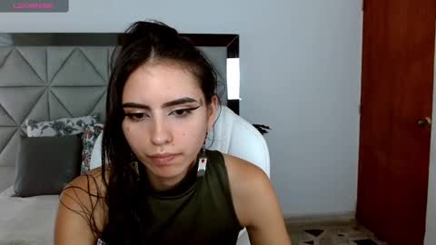  Nina  online show from December 6, 2024, 8:51 pm