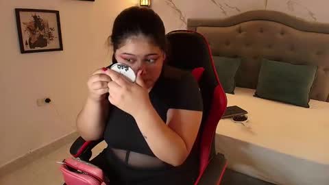  N I N A online show from September 26, 2025, 9:24 am