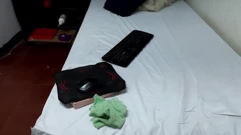 Ninaa fox online show from January 18, 2025, 3:38 pm