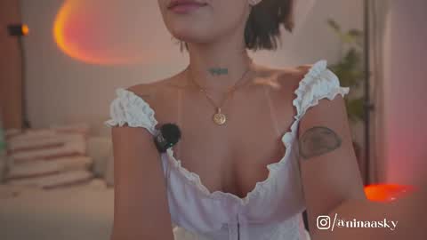 Snapshot of ninaa_sky chatting on May 29, 2026, 11:47 pm online show from May 29, 2026, 11:47 pm