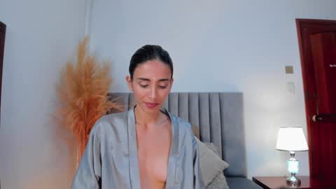 Snapshot of ninacavallli chatting on December 27, 2024, 9:00 pm Nina online show from December 27, 2024, 9:00 pm