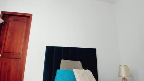 Snapshot of ninacavallli chatting on December 29, 2024, 2:10 pm Nina online show from December 29, 2024, 2:10 pm