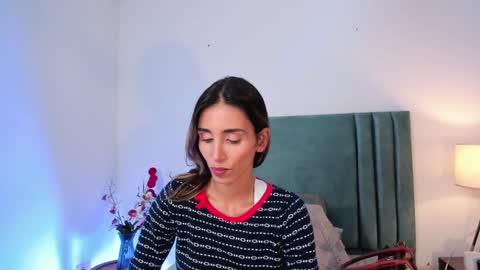 Snapshot of ninacavallli chatting on December 30, 2024, 6:05 pm Nina online show from December 30, 2024, 6:05 pm