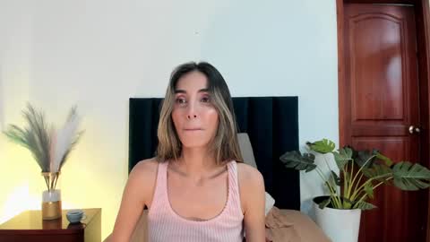 Snapshot of ninacavallli chatting on January 28, 2025, 6:07 pm Nina online show from January 28, 2025, 6:07 pm