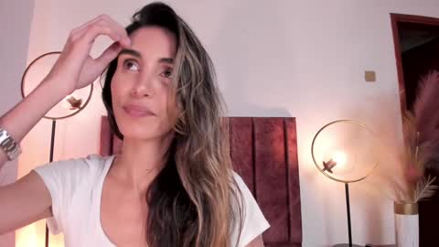 Snapshot of ninacavallli chatting on February 3, 2025, 6:07 pm Nina online show from February 3, 2025, 6:07 pm