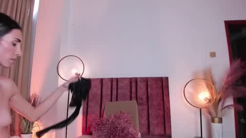 Snapshot of ninacavallli chatting on March 1, 2025, 6:11 pm Nina online show from March 1, 2025, 6:11 pm