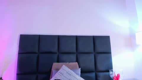 Snapshot of ninacavallli chatting on September 24, 2025, 8:01 pm Nina online show from September 24, 2025, 8:01 pm