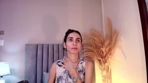 Snapshot of ninacavallli chatting on October 18, 2025, 6:08 pm Nina online show from October 18, 2025, 6:08 pm