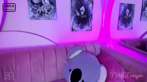  Heyyy guys Im Ninas crazy  online show from December 10, 2024, 7:11 pm