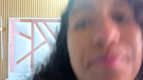 Nina  online show from November 12, 2025, 8:19 pm