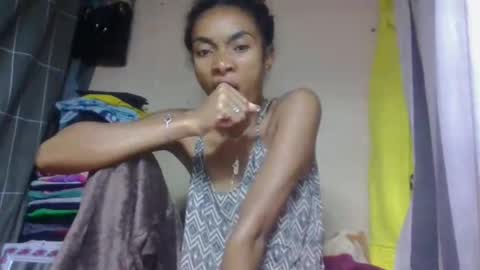 ninaeaa online show from April 21, 2026, 3:13 am