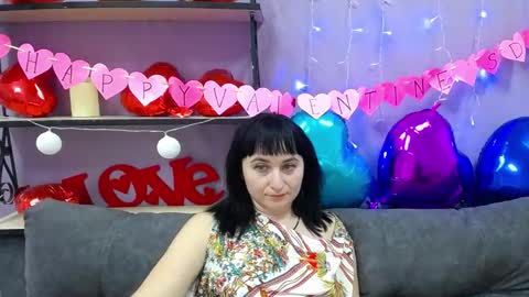 ninaflawlees online show from February 16, 2025, 5:48 am