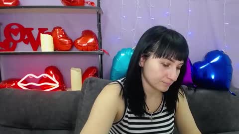 ninaflawlees online show from March 1, 2025, 10:21 pm