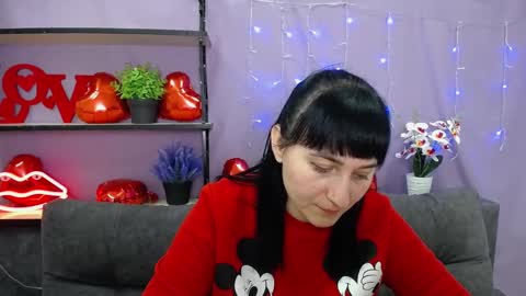 ninaflawlees online show from March 5, 2025, 7:17 pm