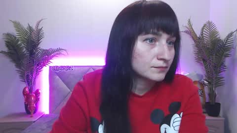 ninaflawlees online show from September 26, 2025, 11:58 am