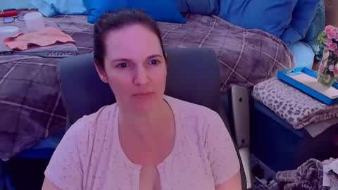 Nina Jaymes online show from September 9, 2025, 9:58 pm