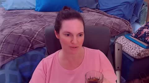 Nina Jaymes online show from November 5, 2025, 2:22 am