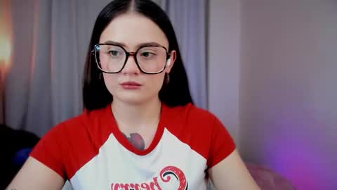 ninavolkov online show from November 10, 2025, 10:31 pm