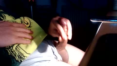 ninetynine_99 online show from February 9, 2025, 8:24 pm