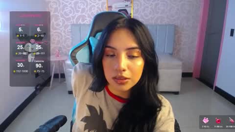 Snapshot of ninfa_ch chatting on February 6, 2025, 7:29 pm Ninfa online show from February 6, 2025, 7:29 pm