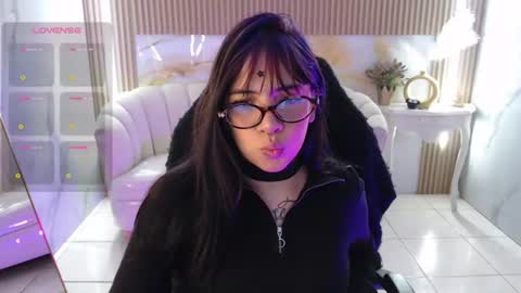 Snapshot of ninfa_ch chatting on July 6, 2026, 12:35 pm Ninfa online show from July 6, 2026, 12:35 pm